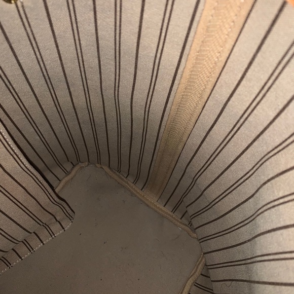 Authentic Louis Vuitton Neverfull GM - Picture 8 of 16